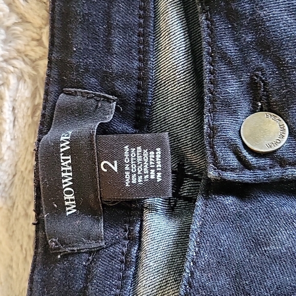 Dark Flare Denim Jeans - Picture 3 of 4